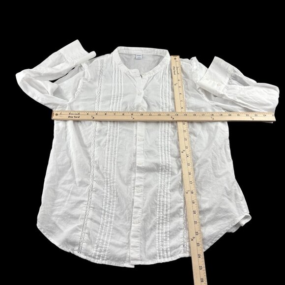 Old Navy Women's White Long Sleeve Button-Up Blouse size Medium - Picture 4 of 6